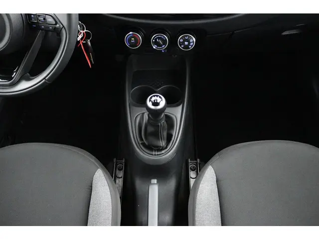 Toyota Aygo X 1.0 VVT-i MT Play 2024 Benzine 26