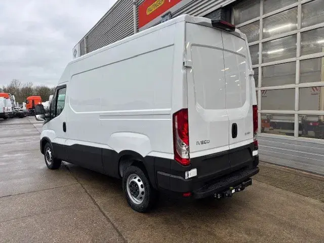Iveco Daily 35S16V A8 L2H2 2024 Diesel 4