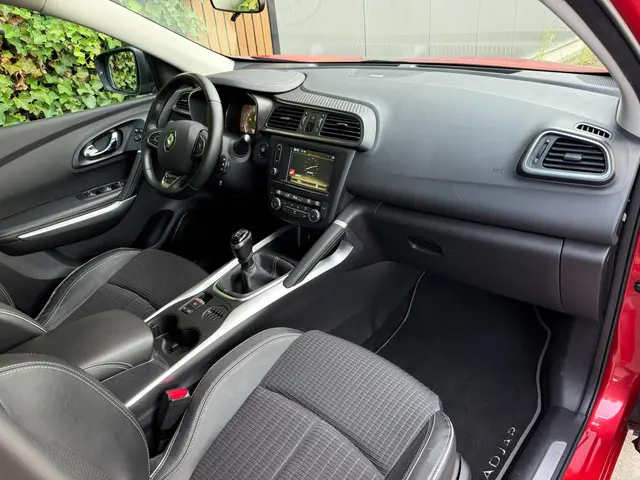 Renault Kadjar 1.2 TCe Bose CAMERA|LEDER| 2015 Benzine 19
