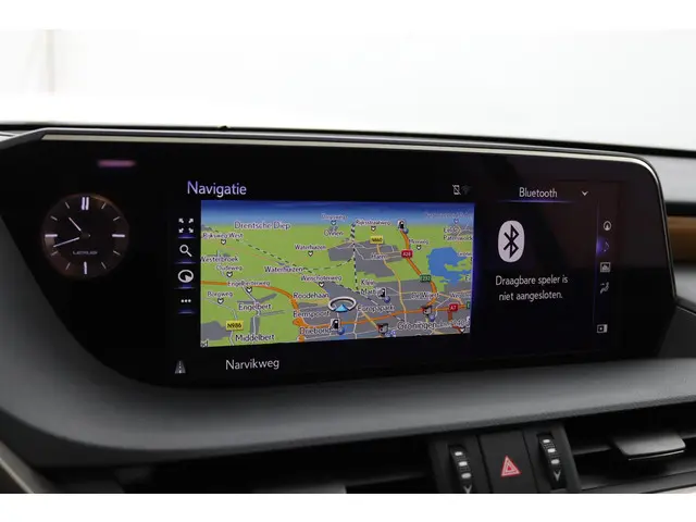 Lexus ES 300h President Line 2020 Hybride Benzine 25