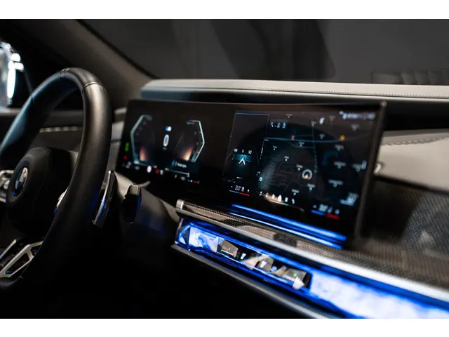BMW 7 Serie 740d xDrive 2023 Diesel 34