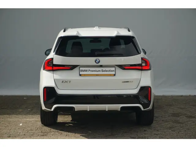 BMW iX1 eDrive20 M Sport Pro 2025 Elektrisch 5