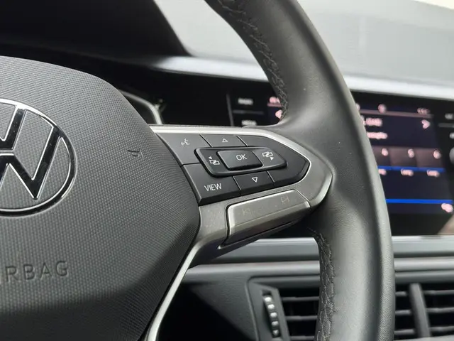 Volkswagen Taigo 1.0 TSI R-Line 2025 Benzine 27