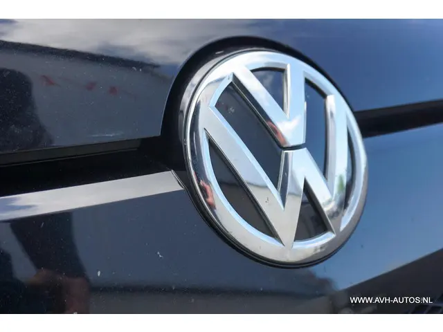 Volkswagen up! 1.0 move up! 2012 Benzine 9