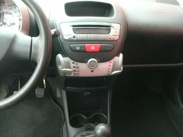 Toyota Aygo 1.0 VVT-i Access 2012 Benzine 5