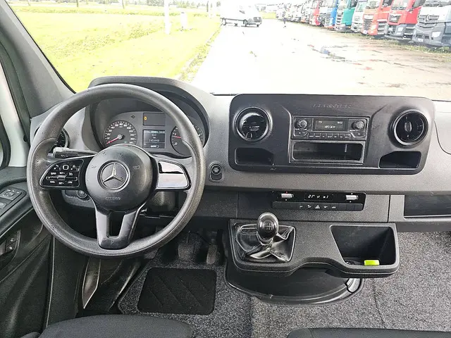 Mercedes-Benz Sprinter 311 2018 Diesel 8