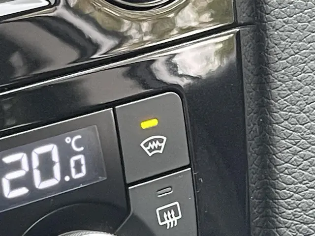 Nissan QASHQAI 1.3 DIG-T N-Connecta 2019 Benzine 17