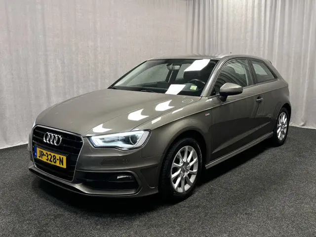 Audi A3 1.4 TFSI CoD 150 pk Ambition 2016 Benzine