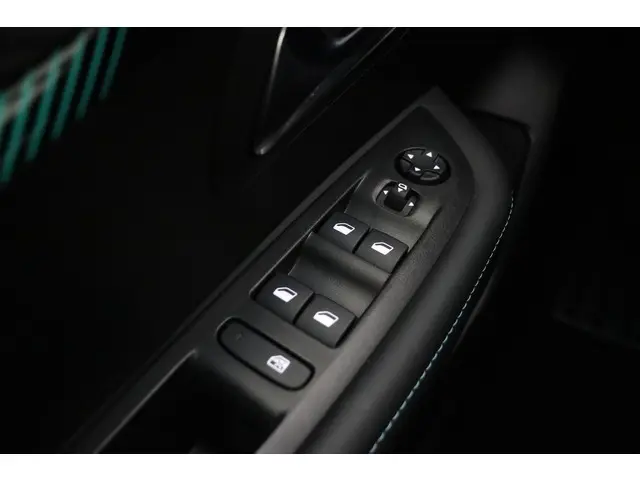Peugeot 208 1.2 100PK PureTech Allure 2021 Benzine 17