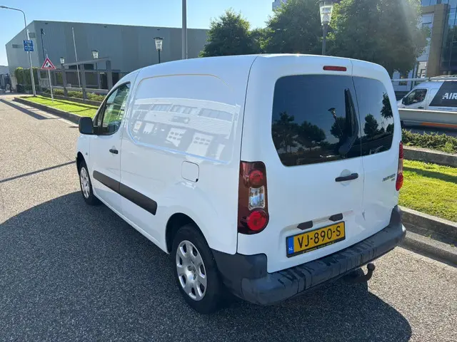 Peugeot Partner 1.6HDI L1H1 Airco Trekhaak 2014 Diesel 4