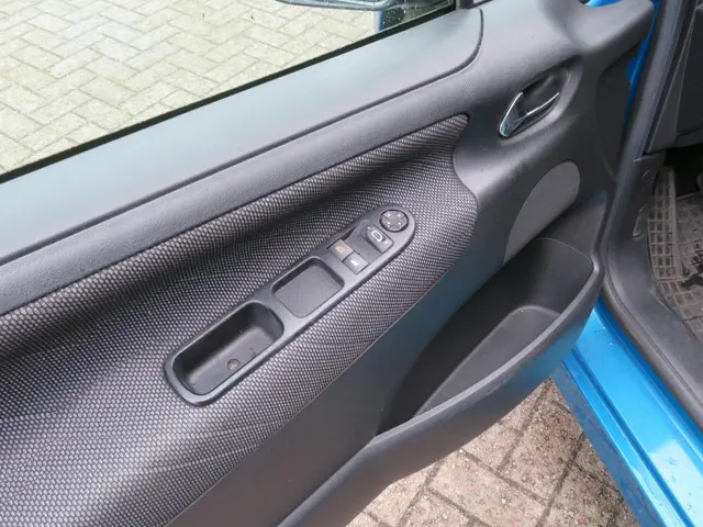 Peugeot 207 1.4 VTi Look 174167 km nap 2009 Benzine 10