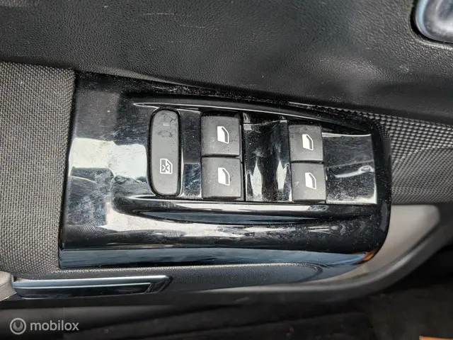 Citroën C3 1.2 PureTech Shine/ trekhhaak 2017 Benzine 20