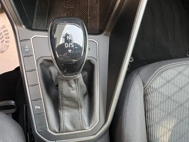 Volkswagen Taigo 1.0 TSI R-Line Business 2022 Benzine 21