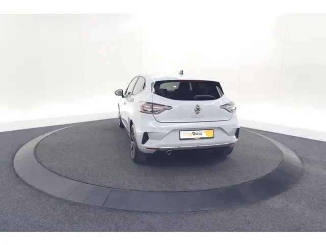 Renault Clio TCe 90 GPF techno 2025 Benzine 12