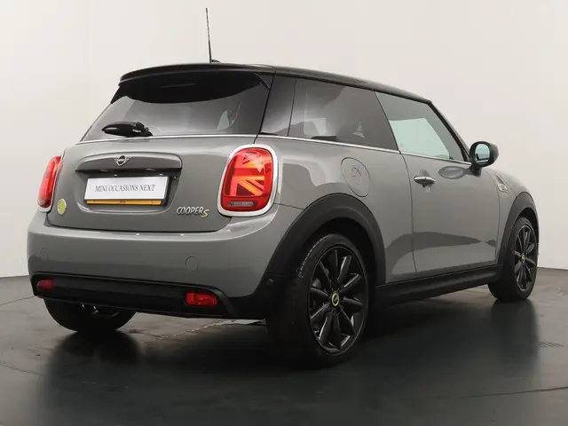 MINI Electric Yours 33 kWh 2020 Elektrisch 9