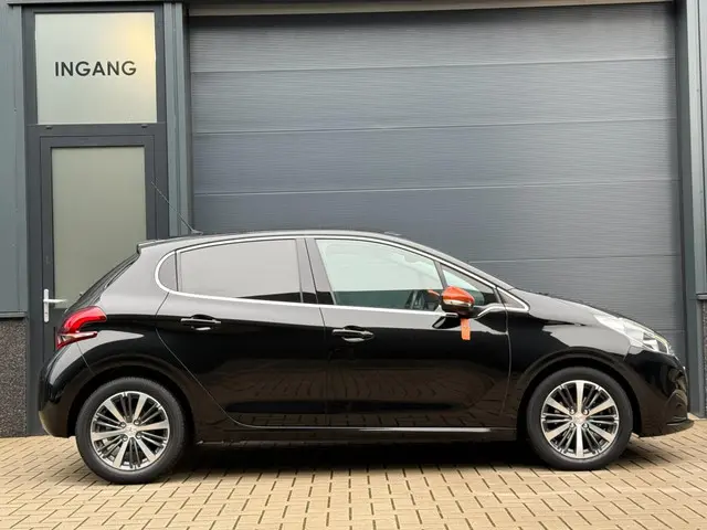 Peugeot 208 1.2 PureTech Roland Garros 2016 Benzine 5