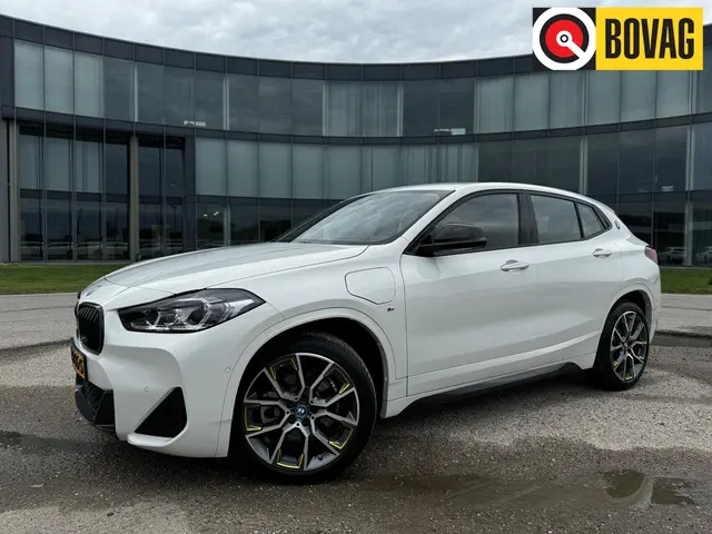 BMW X2 xDrive25e High Executive 2023 Hybride Benzine
