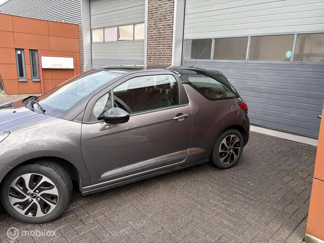 DS DS 3 1.2 PureTech So Chic 2018 Benzine 22
