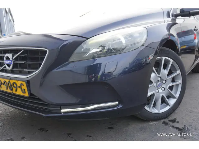 Volvo V40 2.0 D2 Summum Business 2015 Diesel 12