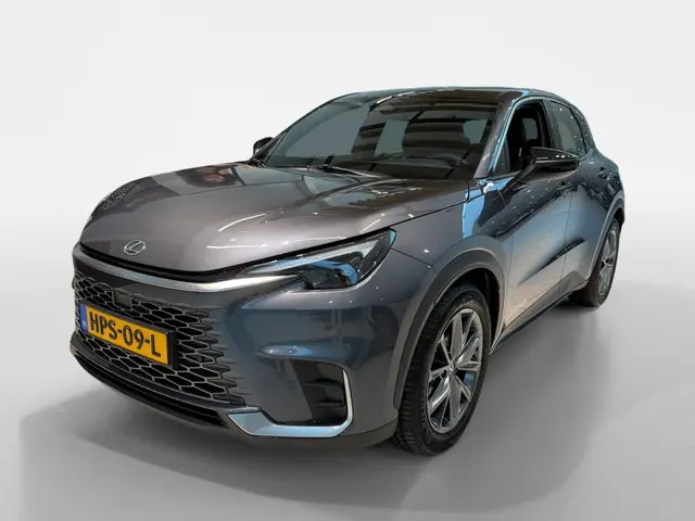 Lexus LBX Elegant 2WD + Tech Pack 2025 Hybride Benzine