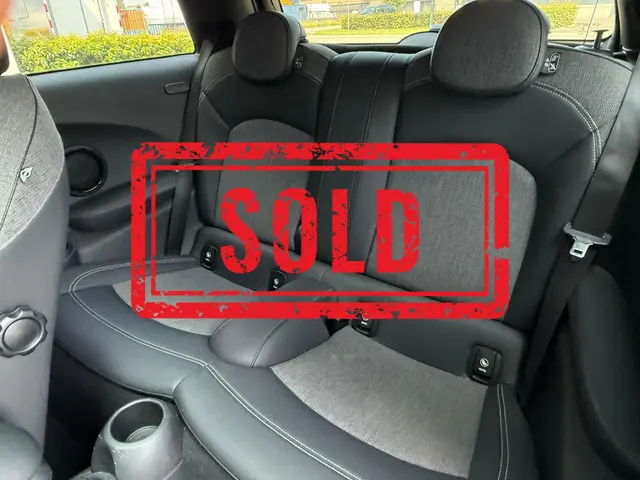 MINI 3-Deurs Mini VERKOCHT 2015 Benzine 26