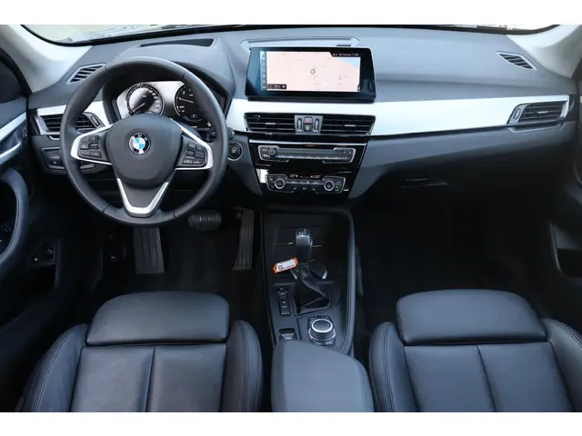 BMW X1 xDrive25e Executive 2021 Hybride Benzine 2