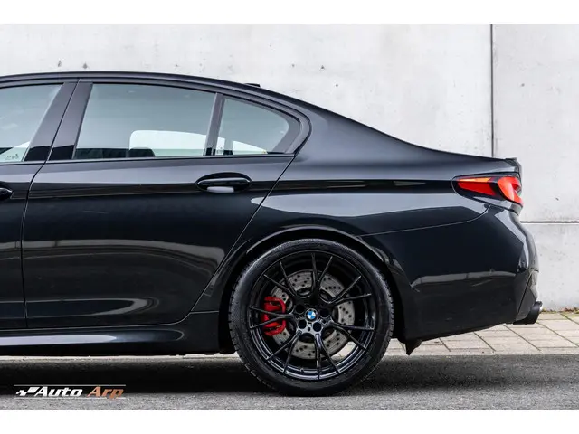 BMW M5 5-serie Competition 2021 Benzine 9