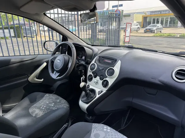 Ford Ka 1.2 Cool & Sound start/stop 2012 Benzine 18