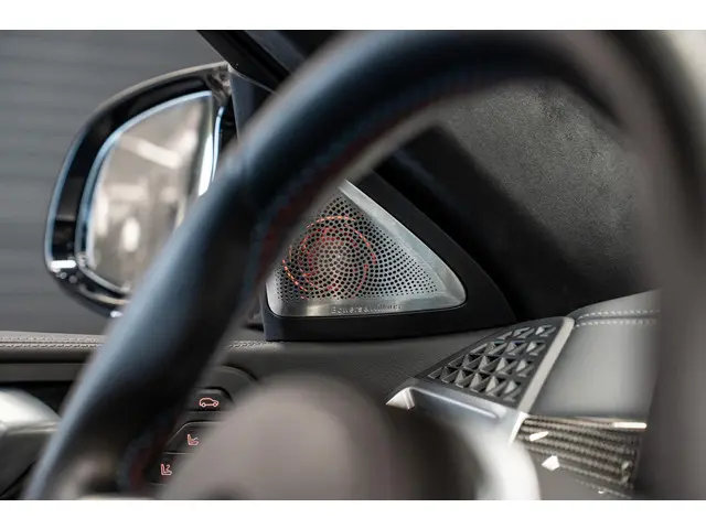 BMW X6 M60i xDrive 2023 Benzine 44