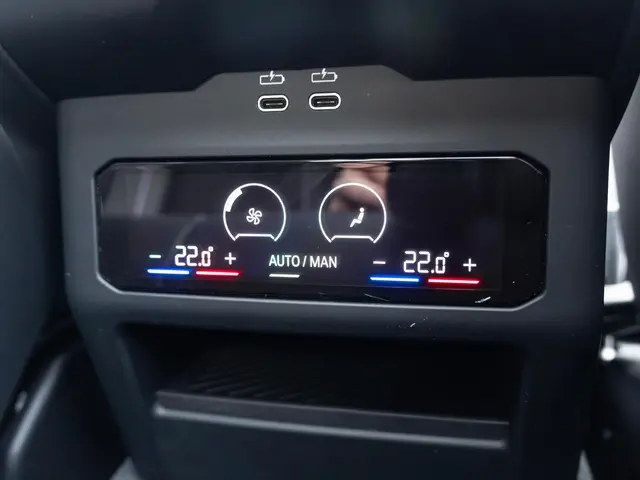 BMW M5 Sedan 2024 Hybride Benzine 48