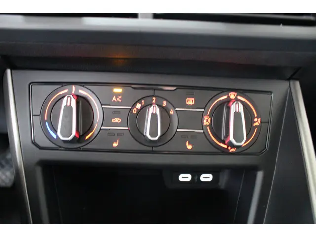 Volkswagen Polo 1.0 TSI Comfortline 2021 Benzine 16