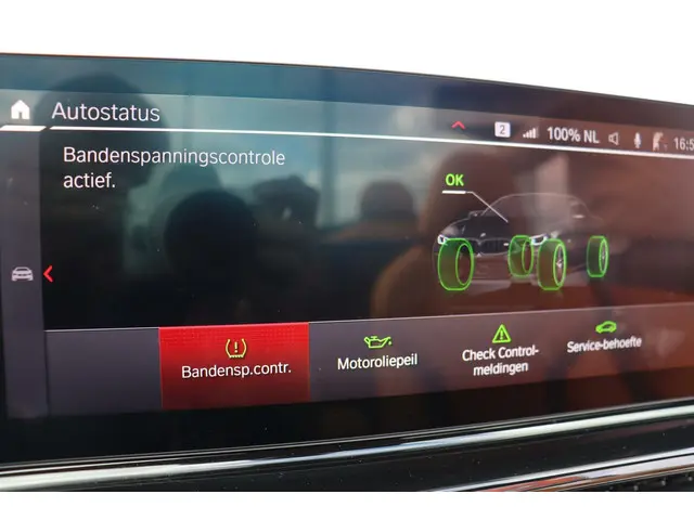 BMW M8 8-serie Competition Cabrio BOMVOL 2020 Benzine 33