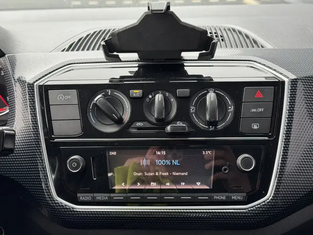 Volkswagen up! 1.0 2021 Benzine 26