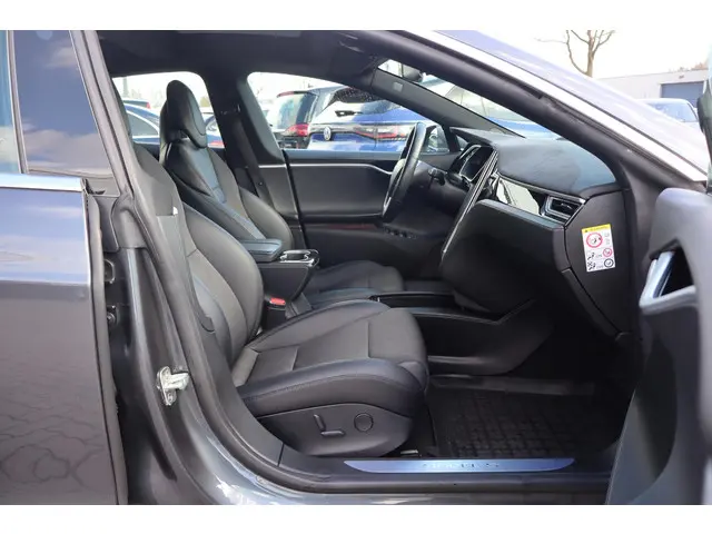 Tesla Model S 75D Base 2017 Elektrisch 13