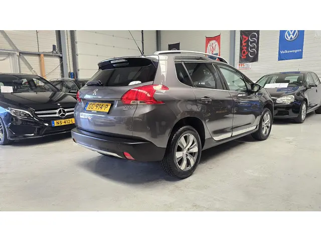 Peugeot 2008 1.2 PureTech Allure 2015 Benzine 6