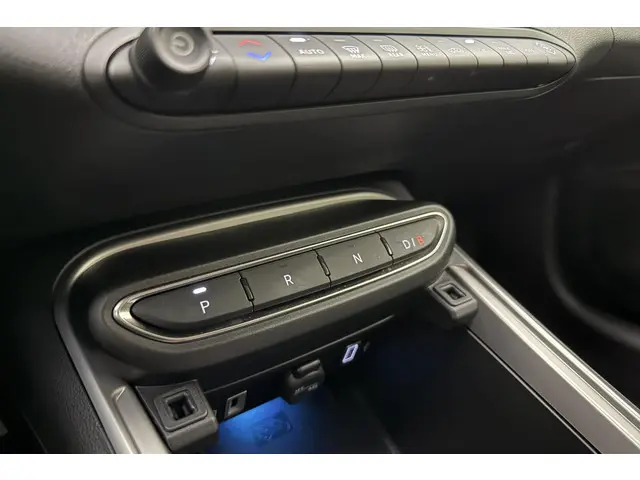 Jeep Avenger Summit 54 kWh 2025 Elektrisch 30