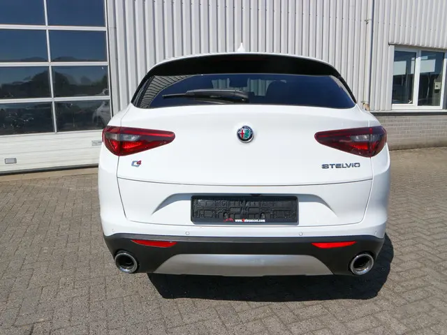 Alfa Romeo Stelvio 2.0 T AWD 2018 Benzine 7
