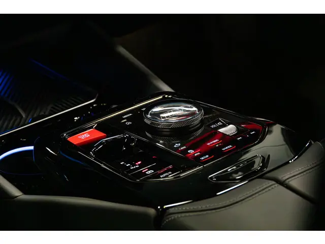 BMW M5 5-serie 2025 Hybride Benzine 42