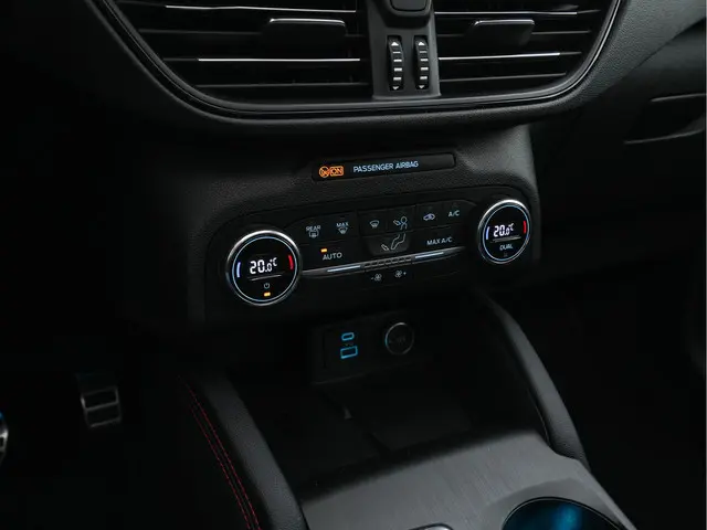 Ford Kuga 2.5 PHEV ST-Line X 2020 Hybride Benzine 15