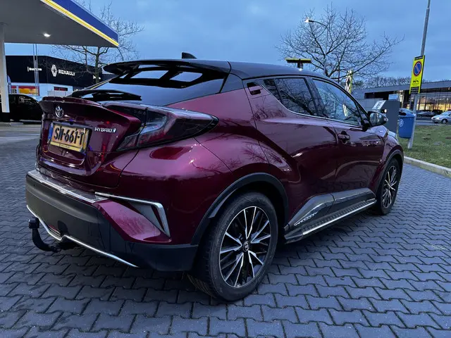 Toyota C-HR 1.8 Hybrid Style 2018 Hybride Benzine 4