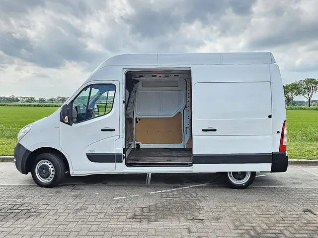 Opel Movano 2.3 2018 Diesel 17