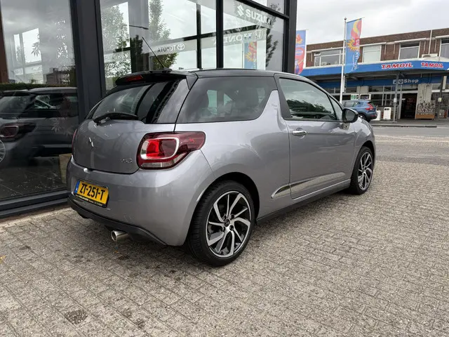 DS DS 3 1.2 PureTech Connected Chic 2019 Benzine 4