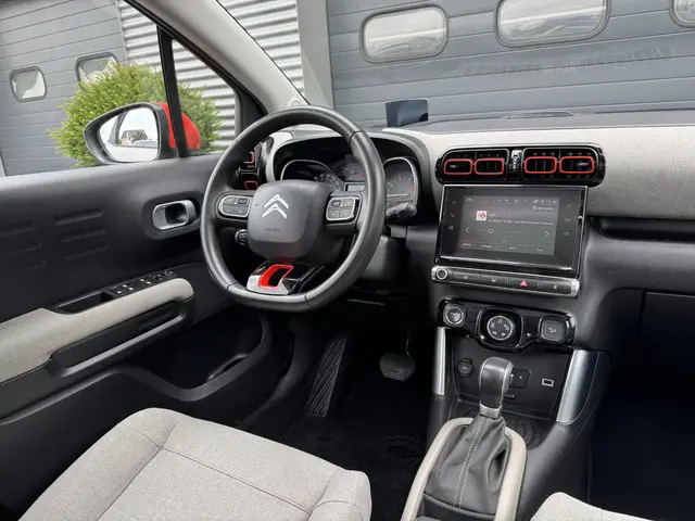 Citroën C3 Aircross 1.2 PureTech S&S Shine 2017 Benzine 3