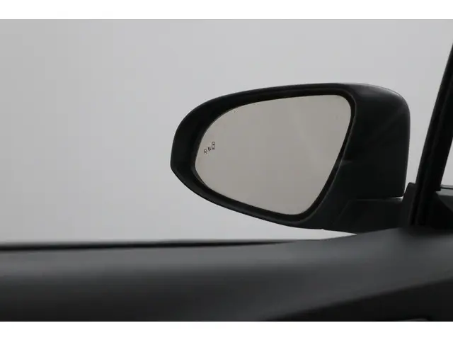 Toyota C-HR 1.8 Hybrid Bi-Tone 2018 Hybride Benzine 52