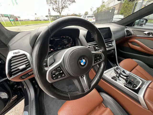 BMW 8 Serie M850i xDrive High Executive 2020 Benzine 24