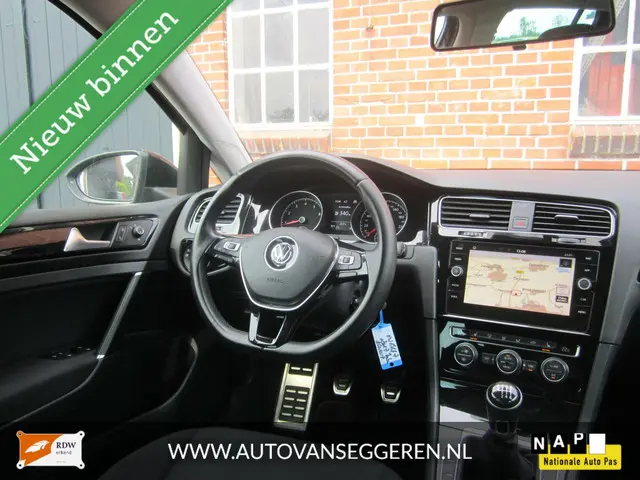 Volkswagen Golf Variant 1.4 TSI Highline 2017 Benzine 32
