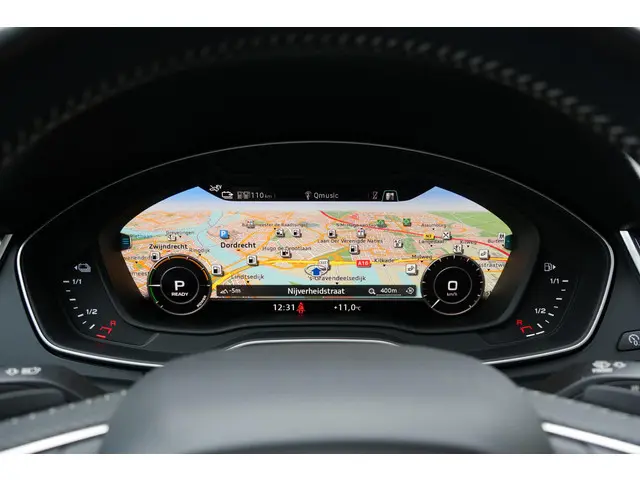 Audi Q5 55 TFSI e S Edition 2020 Hybride Benzine 21