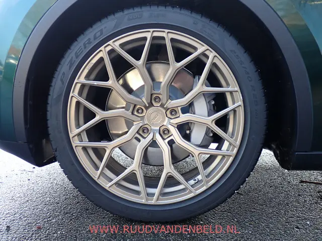 Tesla Model Y RWD LFP 60KWH 2022 Elektrisch 7