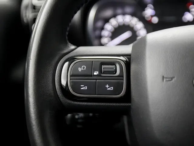 Citroën C3 Aircross 1.2 PureTech Feel Sport 2018 Benzine 17