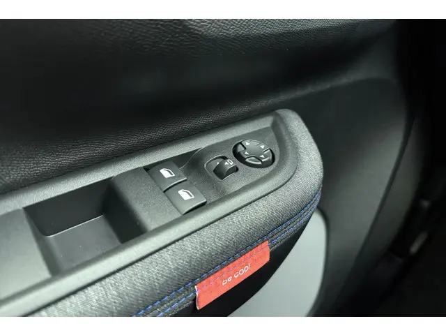 Citroën C3 1.2 Turbo 100pk Plus 2025 Benzine 16